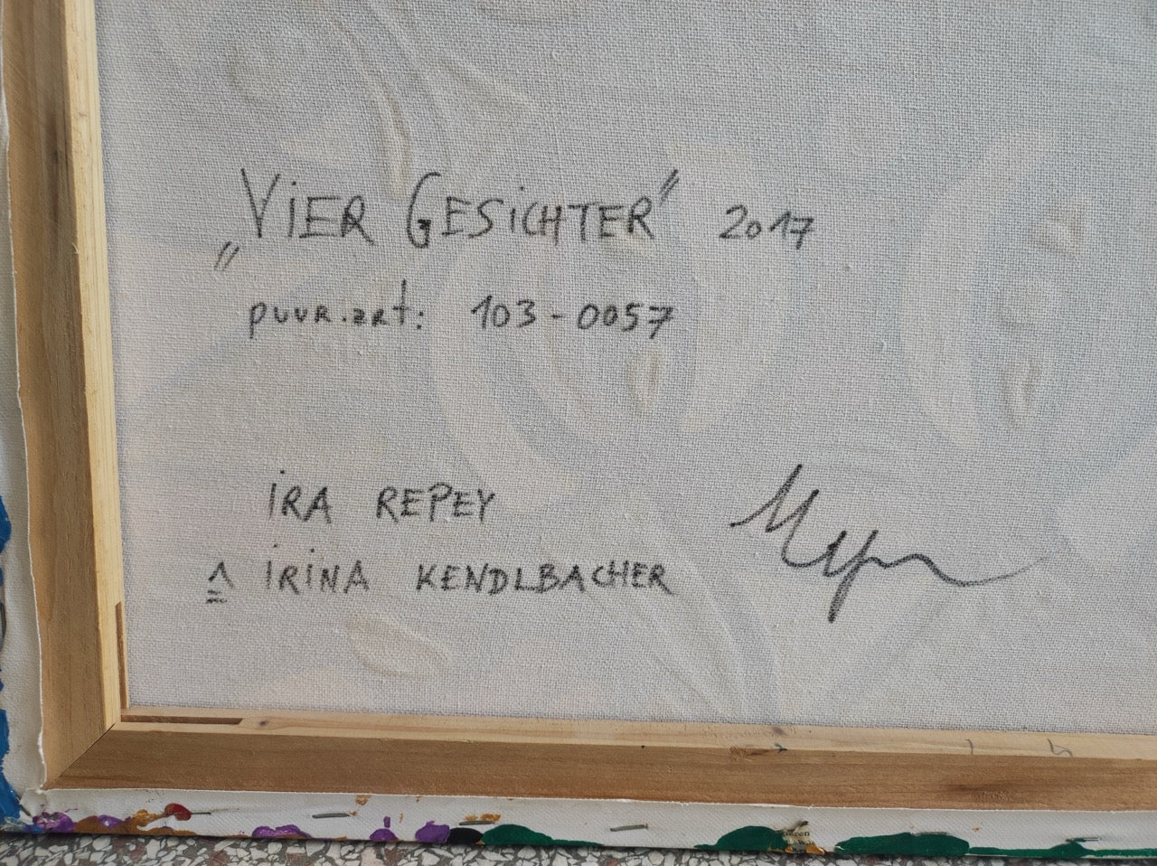 Vier Gesichter